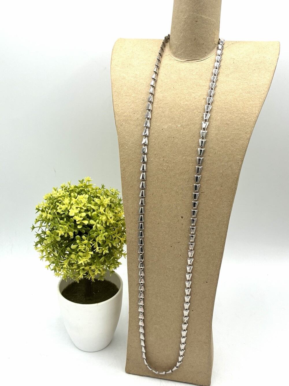 Sarah Coventry Vintage Silvertone Geometric Link Chain Necklace 30 Inch Long